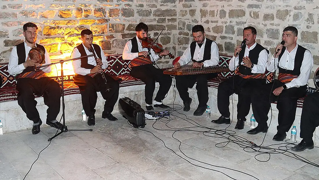 Elazığ Belediyesi'nden muhteşem Kürsübaşı dinletisi