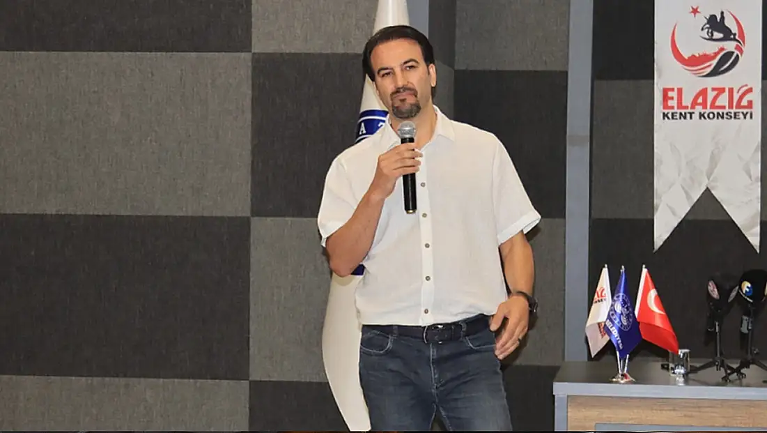 Elazığ'da 'Aile Yılı Söyleşisi' düzenlendi