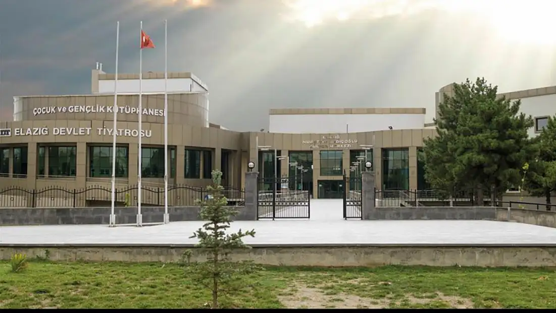 Perde Açılıyor! Elazığ Sanatla Buluşuyor