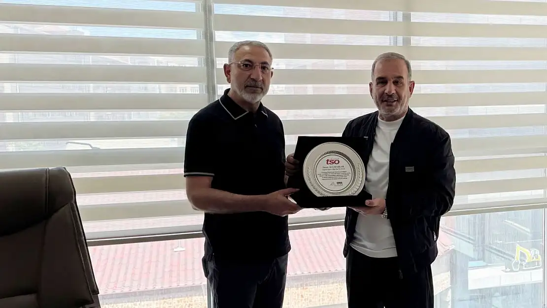 Başkan Alan'dan İş İnsanlarına Tebrik Ziyareti