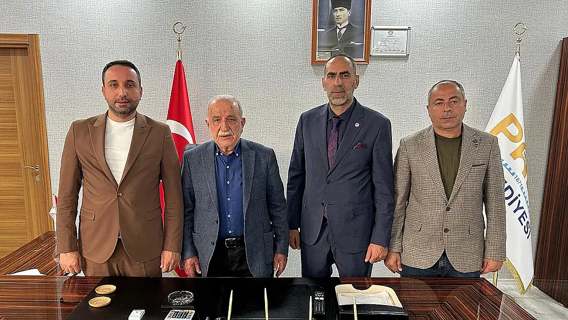 Hizmet‑İş Sendikası Elazığ Şubesi ile Palu Belediyesi Arasındaki TİS Görüşmeleri Uzlaşıyla Tamamlandı