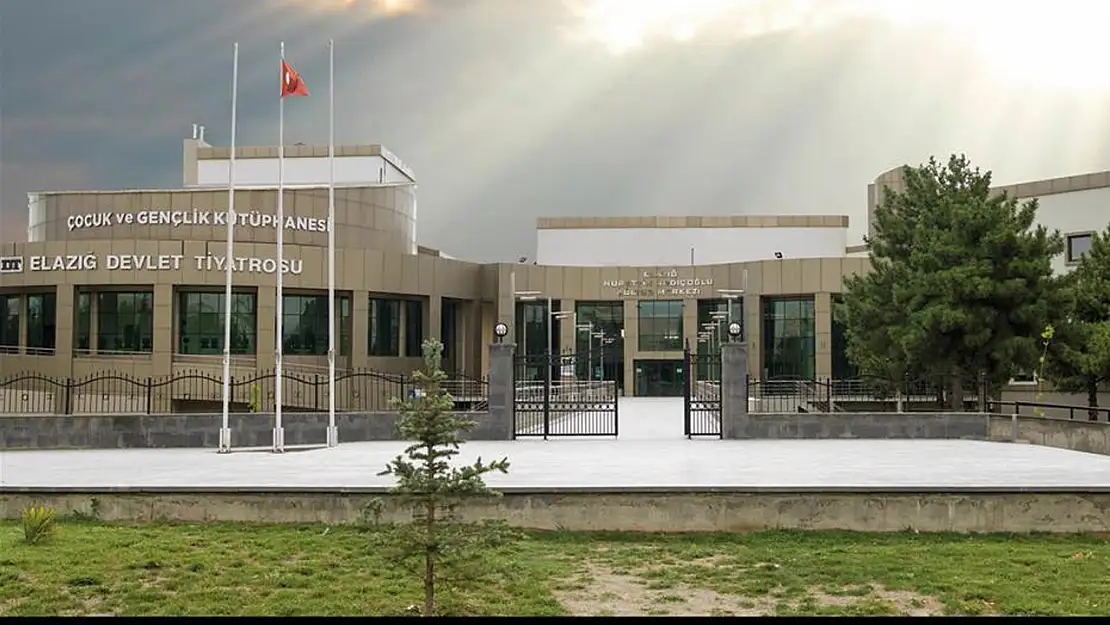 Perde Açılıyor! Elazığ Sanatla Buluşuyor