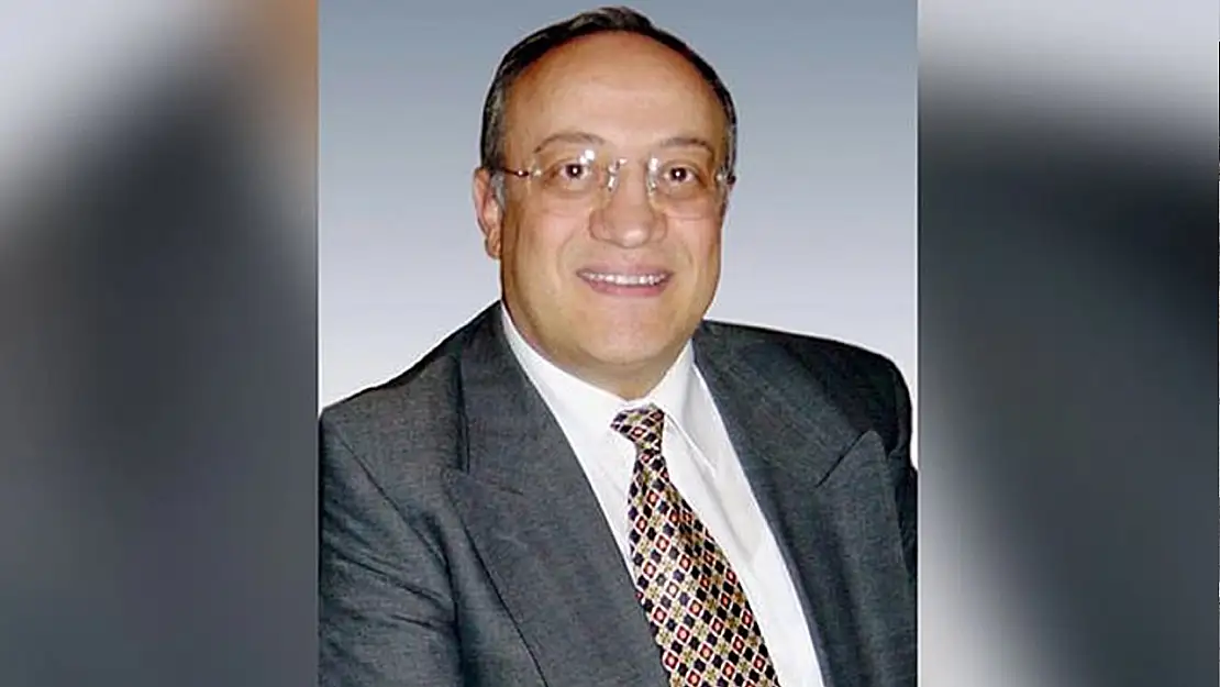 Prof. Dr. Şinasi Yalçın Hayatını Kaybetti