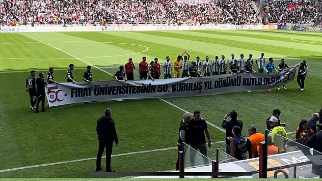 Elazığspor'dan Fırat Üniversitesine Anlamlı 50. Yıl Kutlaması