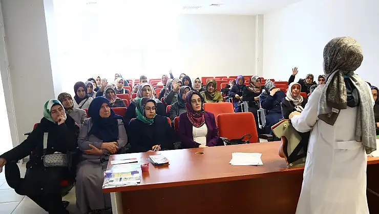 Elazığ Belediyesi Bilgilendirme ve Tarama Çalışması Yaptı