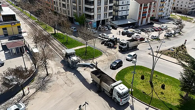 Yunus Emre Bulvarı yenileniyor
