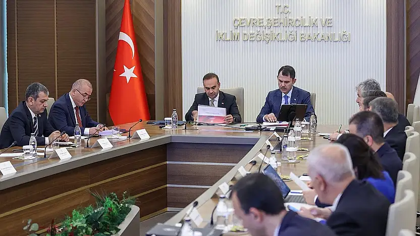 Bakan Kurum: Elazığ için iş birliği içinde çalışmaya devam edeceğiz